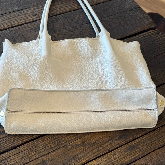 Hammitt Calla Lily White Elegant Leather & Gold Tote Bag Purse Like New Handbag - Picture 13 of 15